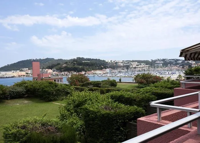 Les Jardins De La Cote D'azur Aparthotel